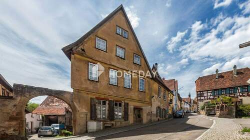 Außenansicht 2 - Zwischen Tradition und Neubeginn: Verwirklichen Sie Ihren Wohntraum in Gochsheim