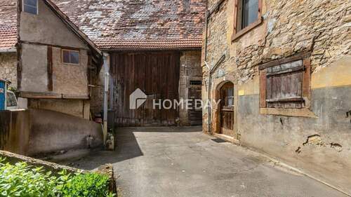 Außenansicht 1 - 7 Zimmer Doppelhaushälfte in Kraichtal-Gochsheim