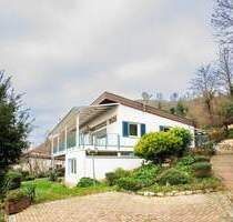 Einfamilienhaus mit Panoramablick über Niederrimsingen und großzügigem Grundstück zu verkaufen - Breisach am Rhein / Niederrimsingen