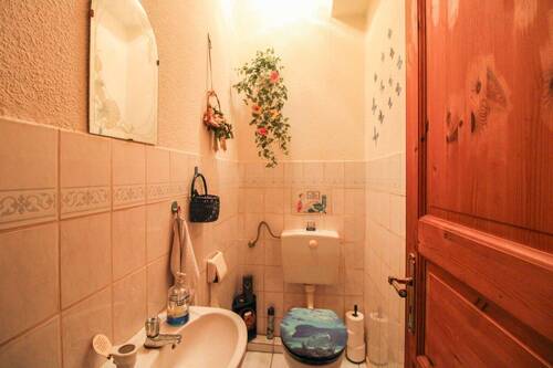 Gäste-WC EG Rechts - 