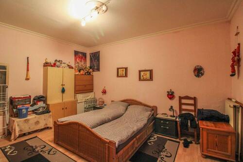Schlafzimmer EG rechts - 