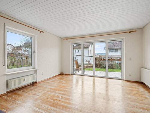 Heller Wohnraum mit Terrasse - Etagenwohnung mit 135,00 m&sup2; in Sipplingen zum Kaufen