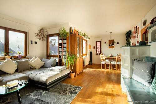 Wohnzimmer EG - Doppelhaushälfte mit 166,00 m&sup2; in Titisee-Neustadt zum Kaufen