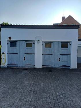 2 Garagen/Halle - 