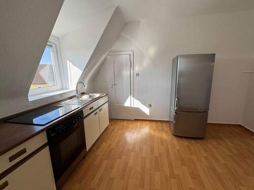 09_IMG_1723.jpg - Preisgünstig und gepflegt! 2-Zimmer Wohnung, in zentraler Lage von Bad Rodach, Einbauküche inkl.!