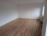 Wohnzimmer 2 - 2 Zimmer Etagenwohnung in Nürnberg