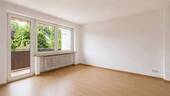 Schlafzimmer mit Balkon - 
