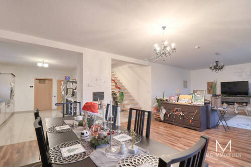 Wohn- und Esszimmer - Einfamilienhaus mit 265,00 m² in Hütschenhausen / Spesbach zum Kaufen