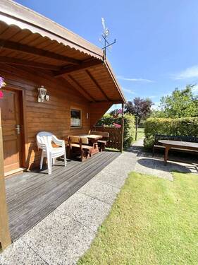 mit hochwertigem Blockhaus - 