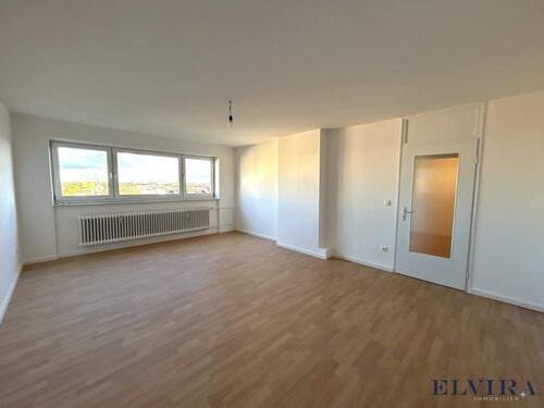 Wohnzimmer - ELVIRA - Karlsfeld - helle und freundliche 2 Zimmerwohnung mit 2 Balkons