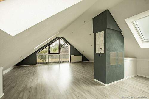 Zimmer 2 Dachgeschoss (Bild 1) - 