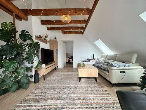 Wohnzimmer - 3 Zimmer Etagenwohnung in Albstadt