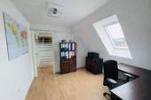 Arbeitszimmer / Hobbyraum - 