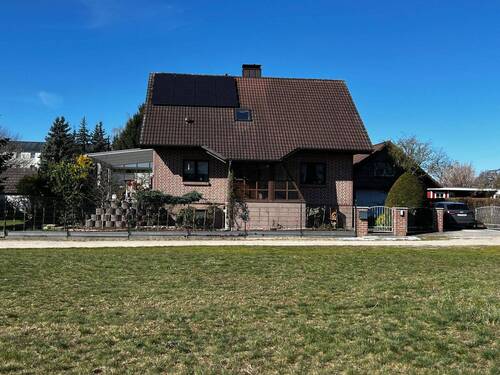 Nachbarbebauung - 