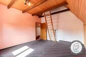 Flur von anderem Blickwinkel - 