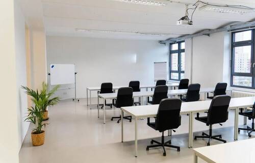 Büroraum A1 - 3-Zimmer-Büro A3 im Europacity - High-Performance Full-Service
