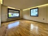 Wohnzimmer - 6 Zimmer Einfamilienhaus in Staufenberg