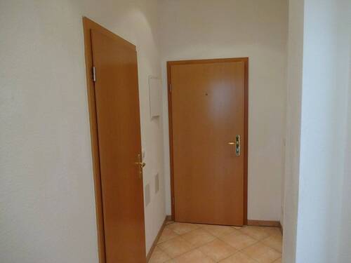 Flur - 2 Zimmer Etagenwohnung in Zwickau