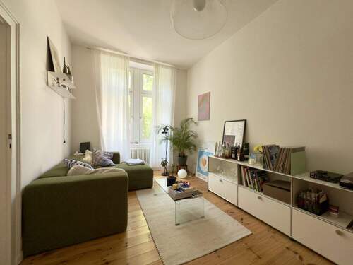 Wohnzimmer Ansicht II - 3 Zimmer Etagenwohnung in Frankfurt am Main