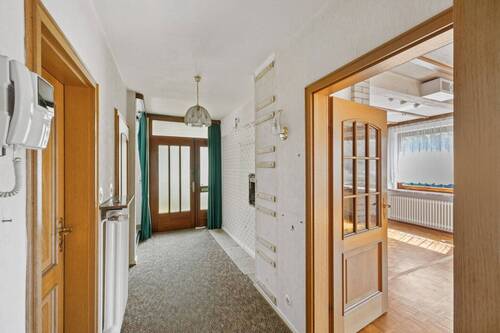 Flur EG - Einfamilienhaus mit 112,00 m&sup2; in Hamburg / Rahlstedt zum Kaufen