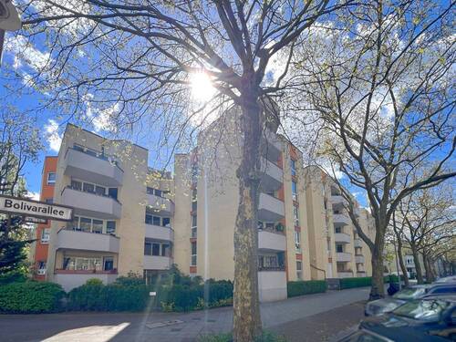 Straßenansicht - 
