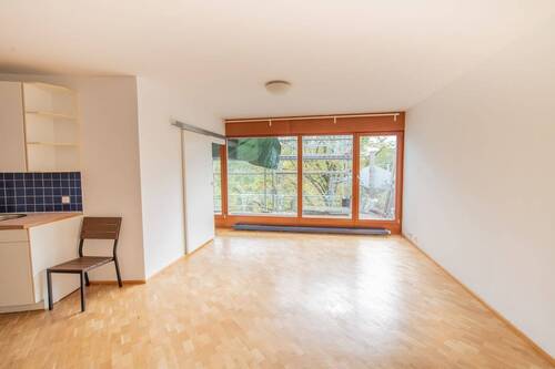 Wohnzimmer - 2 Zimmer Etagenwohnung zum Kaufen in Berlin