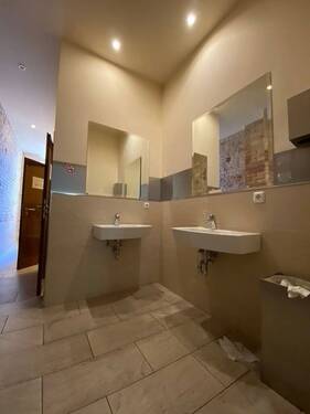 Zentrale WC Anlage - 