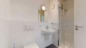 Badezimmer II - 