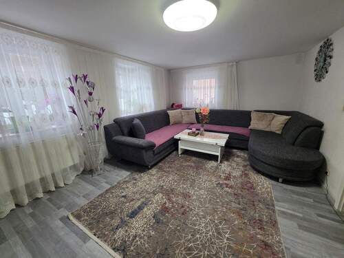 Wohnzimmer - 4 Zimmer Einfamilienhaus in Neumarkt St Veit