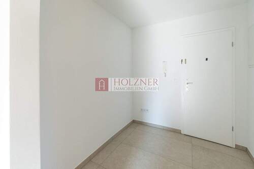 Eingangsbereich- Garderobe - 