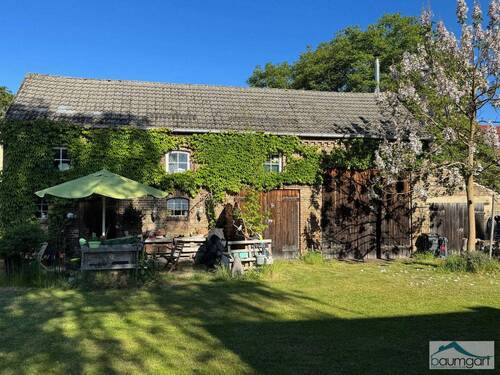 Wirtschaftsgebäude - 