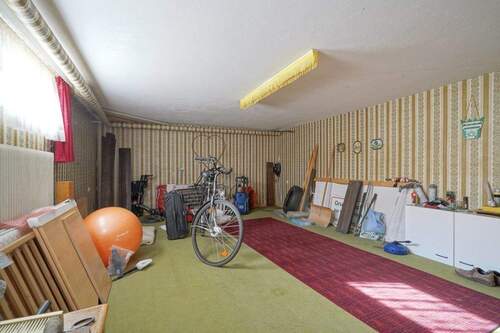 Wohnlicher Kellerraum - 