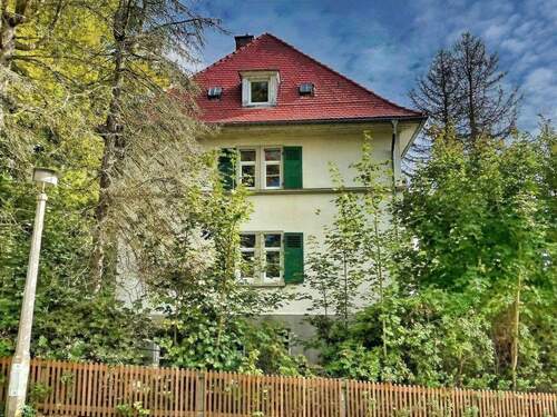 Seitenansicht - 1 Zimmer Mehrfamilienhaus, Wohnhaus zum Kaufen in Bad Brambach