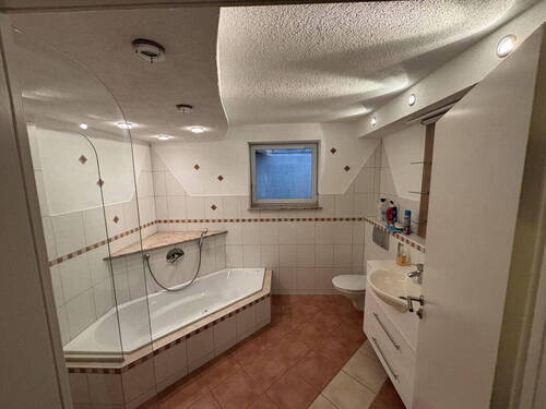 Begehbare Dusche und Badewanne - 