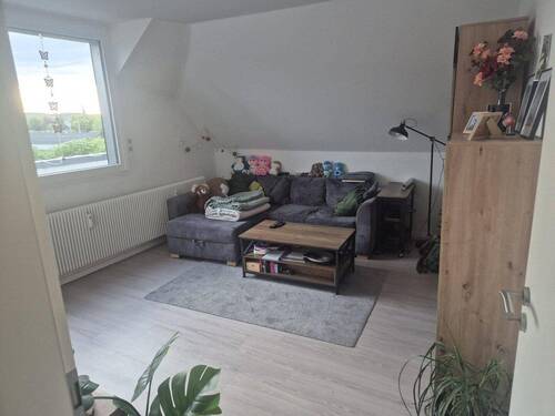 Wohnzimmer - 2 Zimmer Etagenwohnung in Mülheim a.d. Ruhr