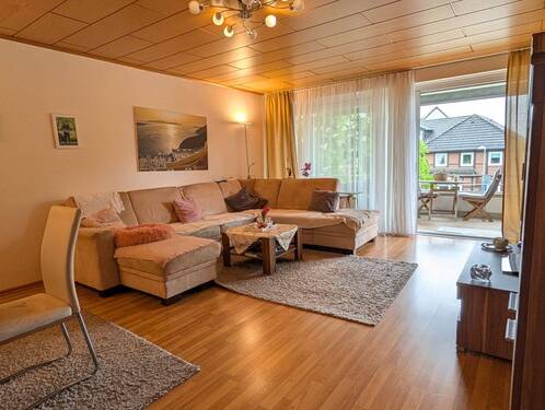 Wohnzimmer - 3 Zimmer Etagenwohnung zum Kaufen in Braunschweig