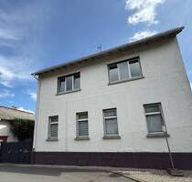 **Zwei-Familienwohnhaus in ruhiger Wohnlage von Frankfurt-Oberrad**