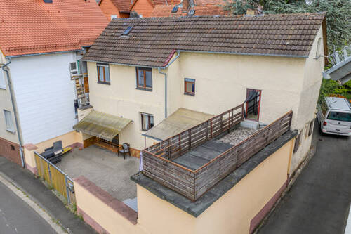 02_Hausansicht - 6 Zimmer Einfamilienhaus zum Kaufen in Wetzlar