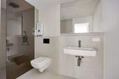 09- Badezimmer - 