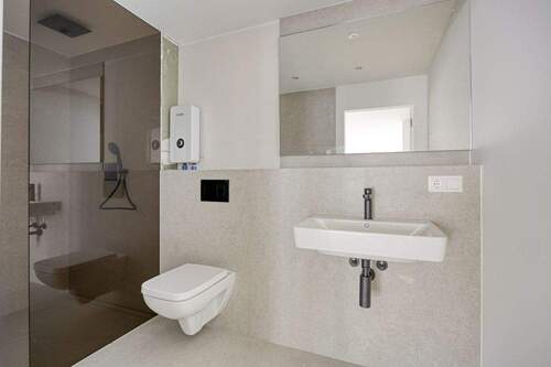 09- Badezimmer - 