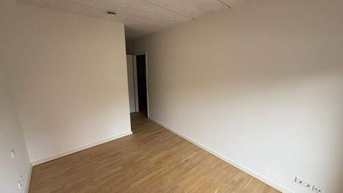 WhatsApp Image 2025-11-19 at 22.18.01(10) - 