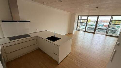 WhatsApp Image 2025-11-19 at 22.18.00(11) - 