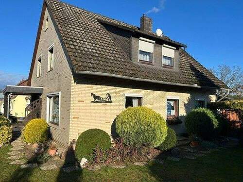 Haus Seitenansicht.JPG - 