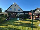 Haus Gartenansicht.JPG - 6 Zimmer Mehrfamilienhaus, Wohnhaus in Melbeck