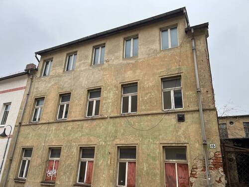 Hausansicht - Investieren, sanieren, profitieren - Ihr Projekt wartet