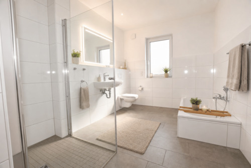 Badezimmer.png - Etagenwohnung mit 98,50 m&sup2; in Menden zur Miete