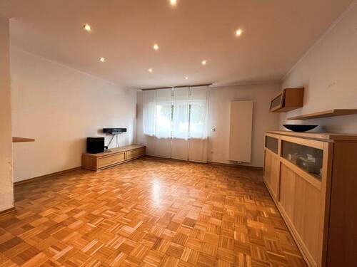 Zimmer 2 - Etagenwohnung mit 126,00 m² in Köln zum Kaufen