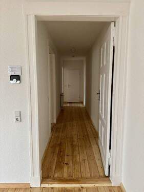 Flur - 2 Zimmer Etagenwohnung in Eberswalde