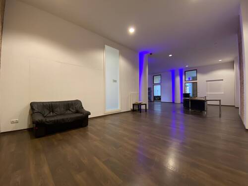 Raum 8 - 