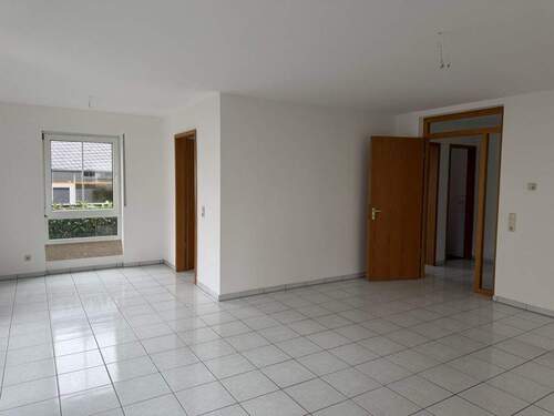 Wohn/Essbereich - 2 Zimmer Etagenwohnung zum Kaufen in Darmstadt